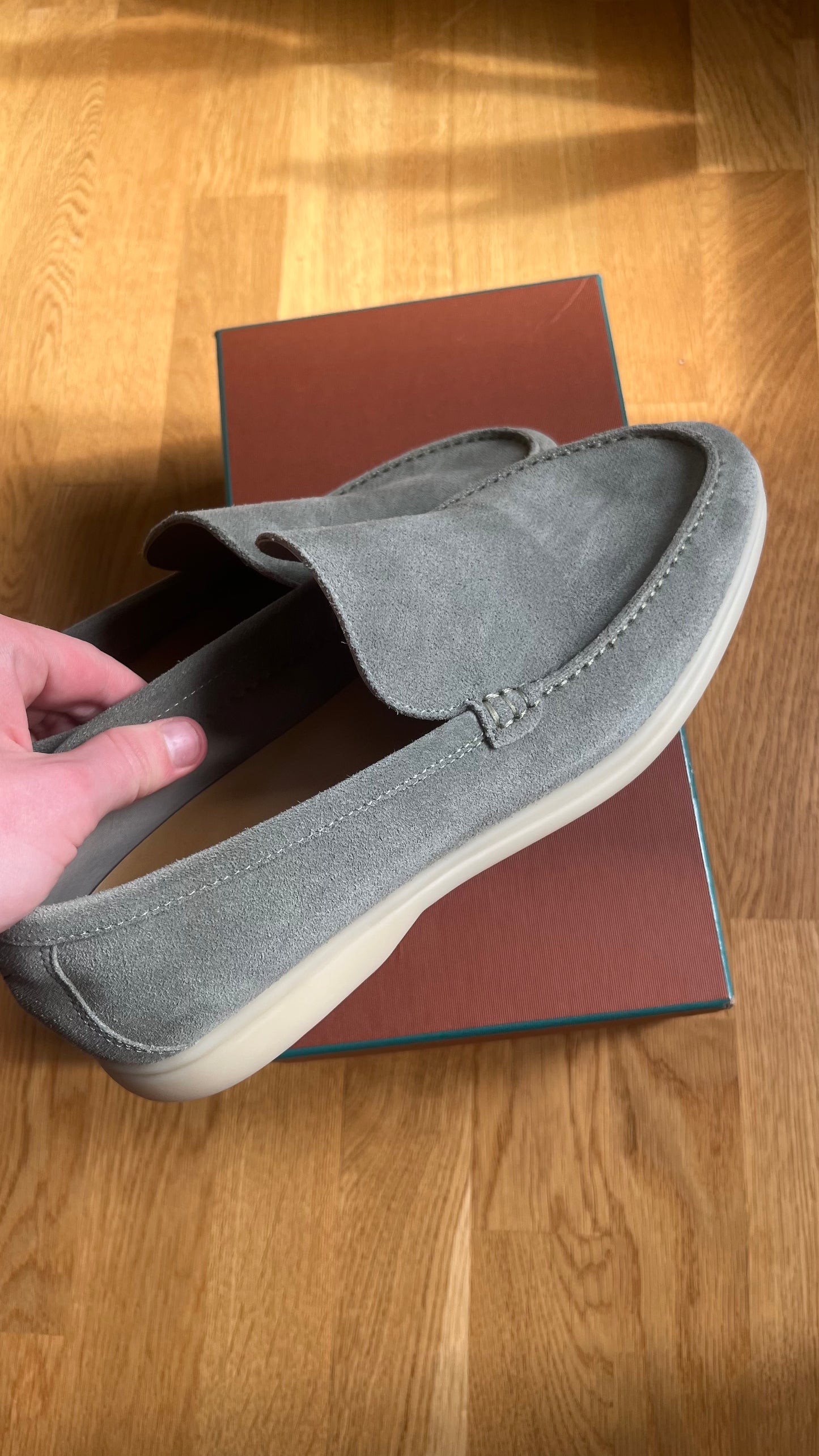 Loro piana summer walks
