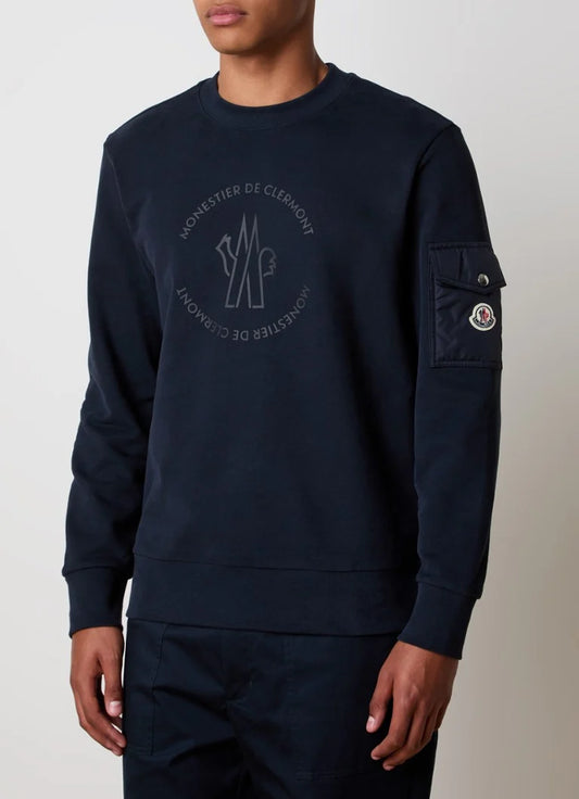 Moncler sweater 🟢
